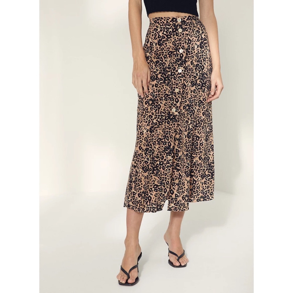 Wilfred Aritzia Amelie Leopard Print Button Front Midi Skirt